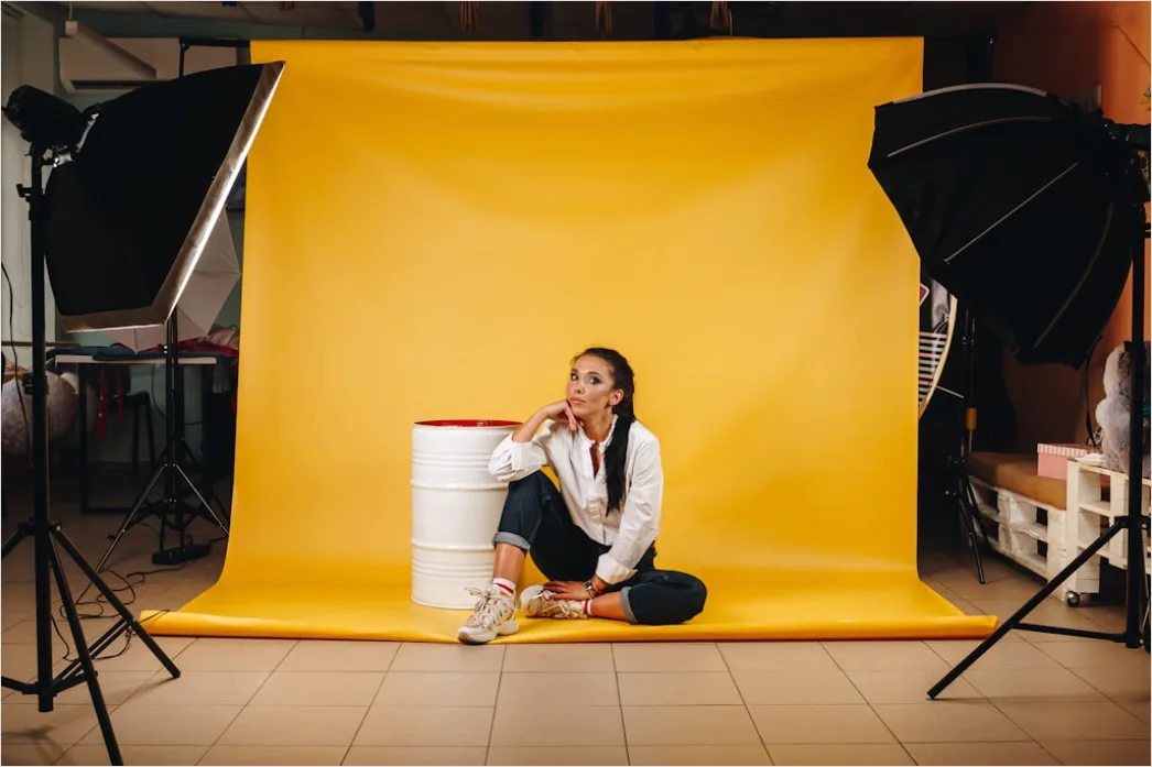 Creative Woman Portrait Artist Studio Environment 7008
