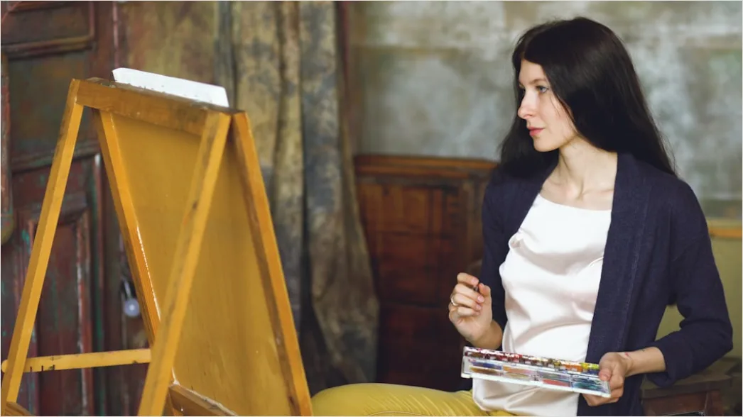 Detail Creative Woman Portrait Artist Studio Environment Number 13