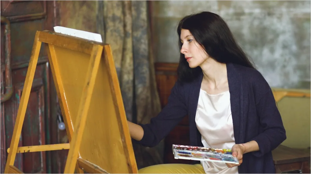Detail Creative Woman Portrait Artist Studio Environment Number 20