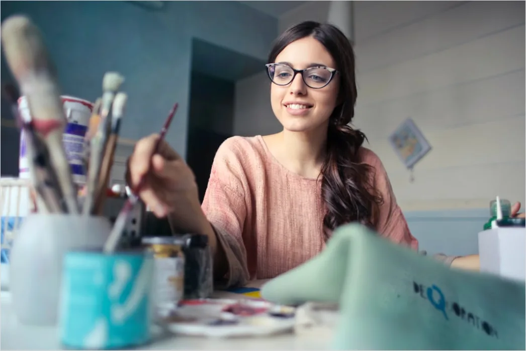 Detail Creative Woman Portrait Artist Studio Environment Number 7
