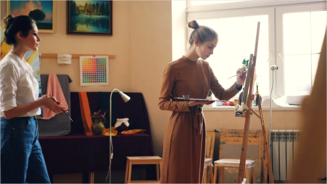 Detail Creative Woman Portrait Artist Studio Environment Number 10