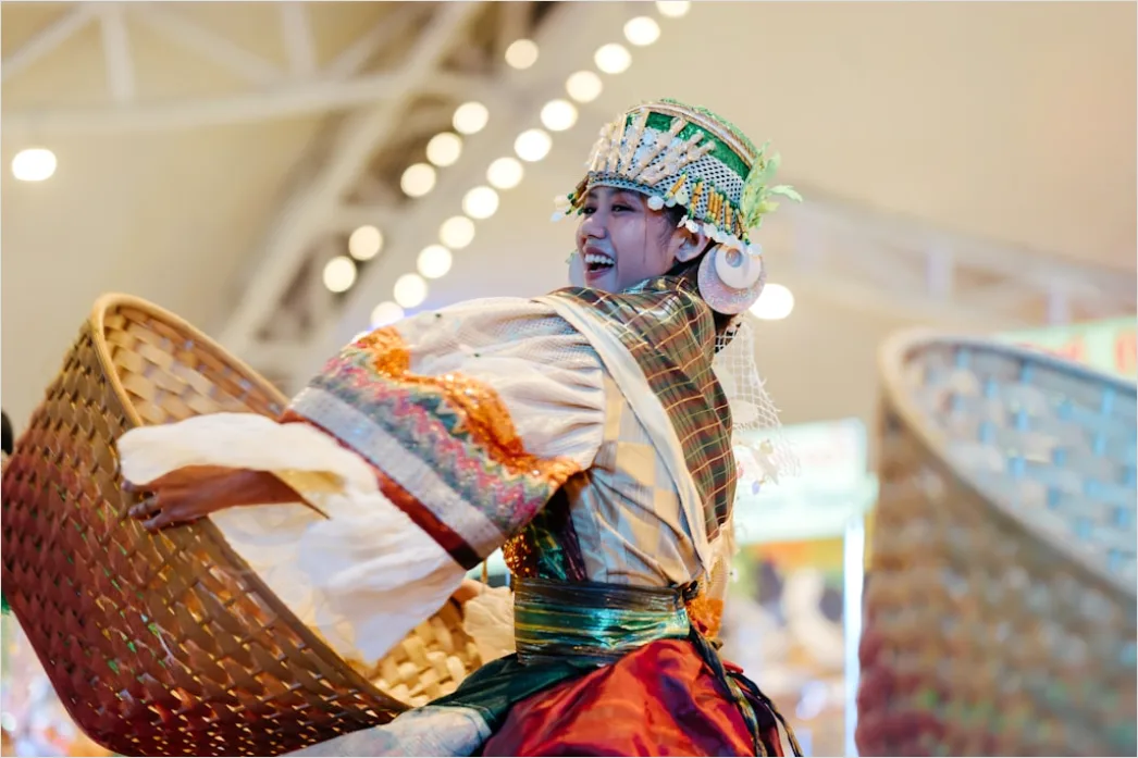 Detail Cultural Dance Performer Portrait Traditional Costume Number 11