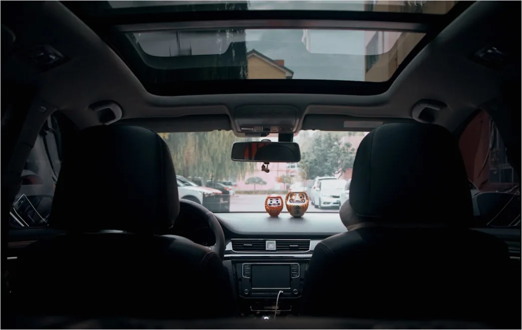 Detail Digital Rearview Mirror Display Car Interior Number 3