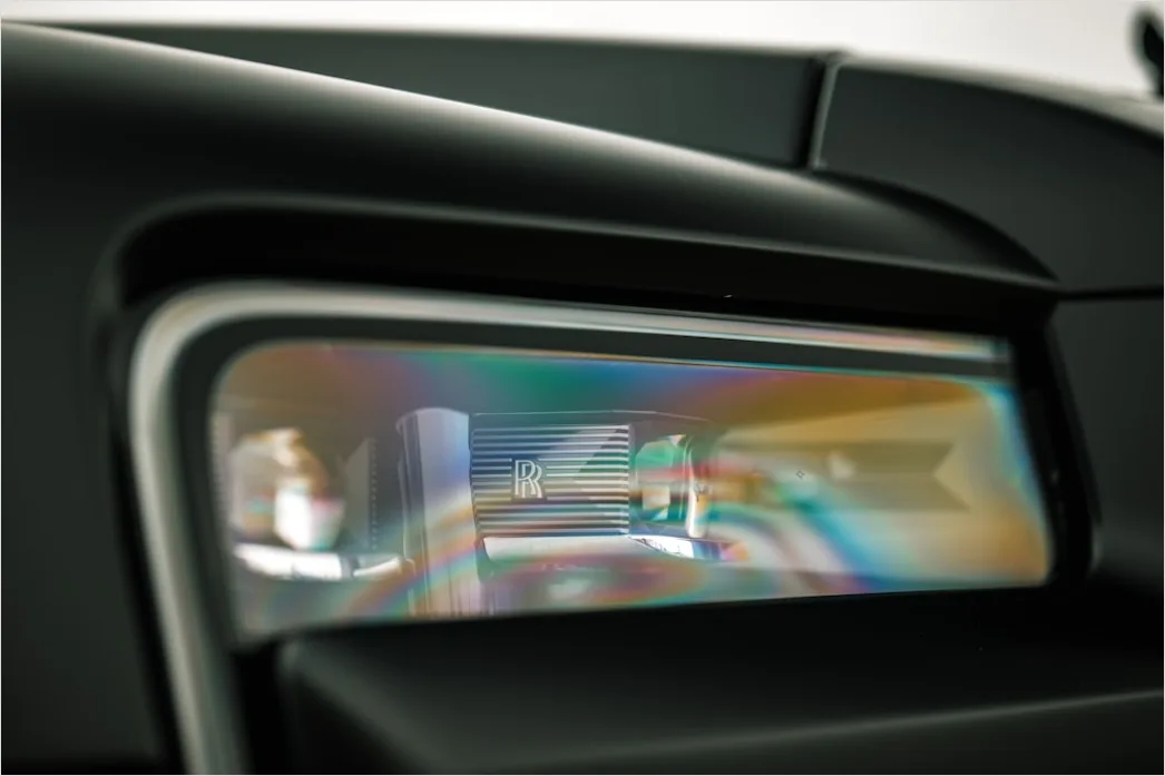 Detail Digital Rearview Mirror Display Car Interior Number 10