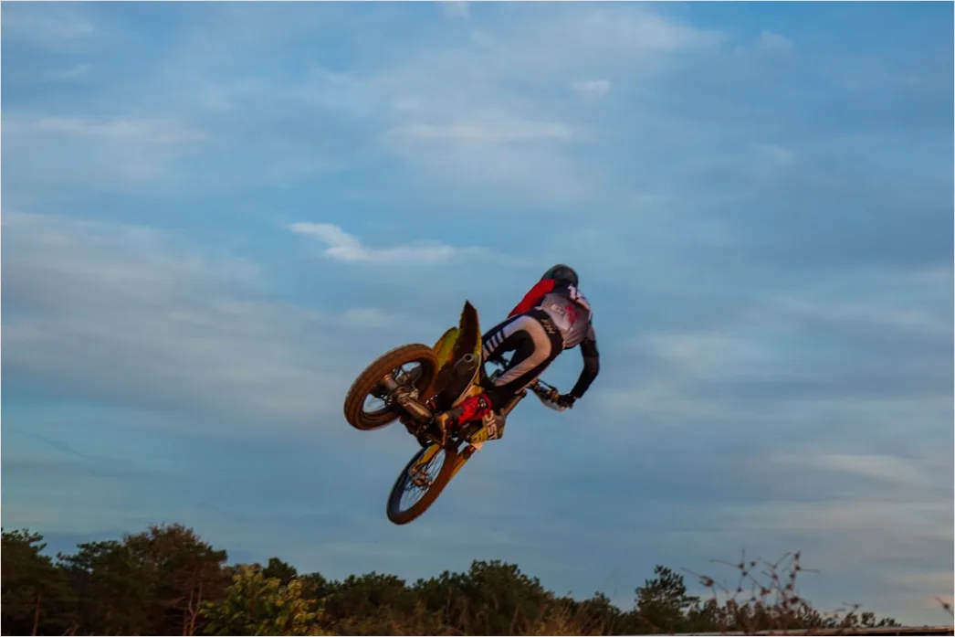 Detail Dirt Bike Jumping Motocross Track Action Number 8