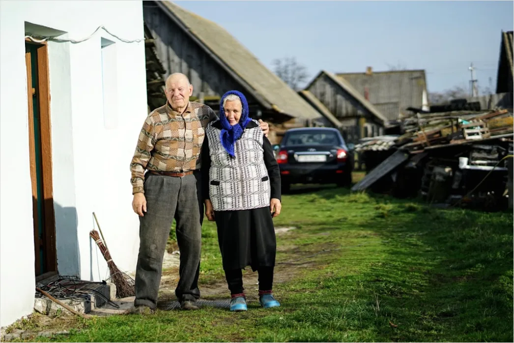 Detail Diverse Elderly Couple Portrait Smiling Outdoor Number 3