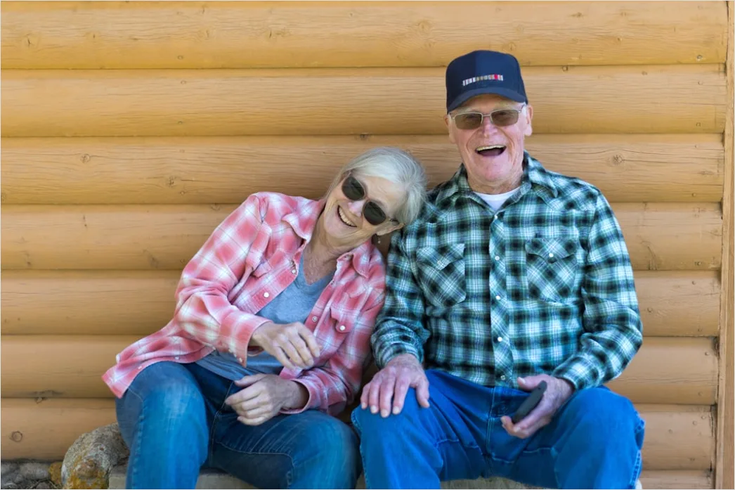Detail Diverse Elderly Couple Portrait Smiling Outdoor Number 7