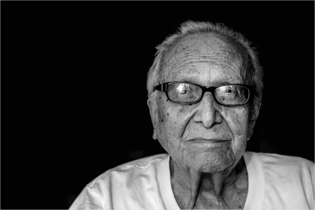 Detail Elderly Man Portrait Black And White Dramatic Number 8