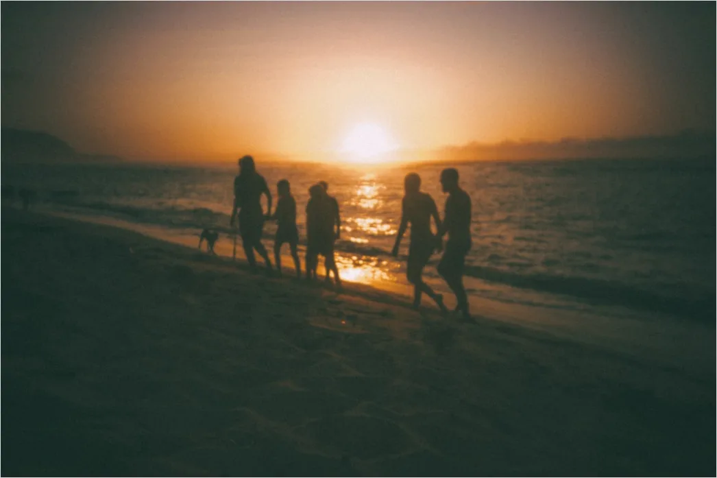 Detail Family Portrait Beach Sunset Golden Hour Number 4