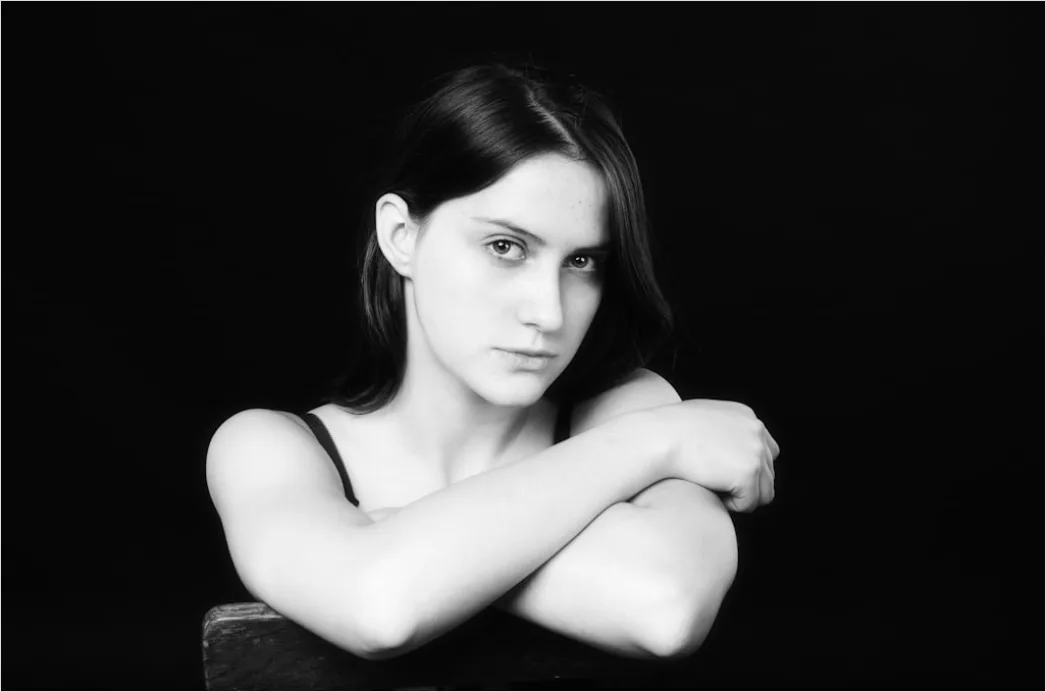 Detail Fine Art Portrait Woman Dramatic Studio Lighting Number 15