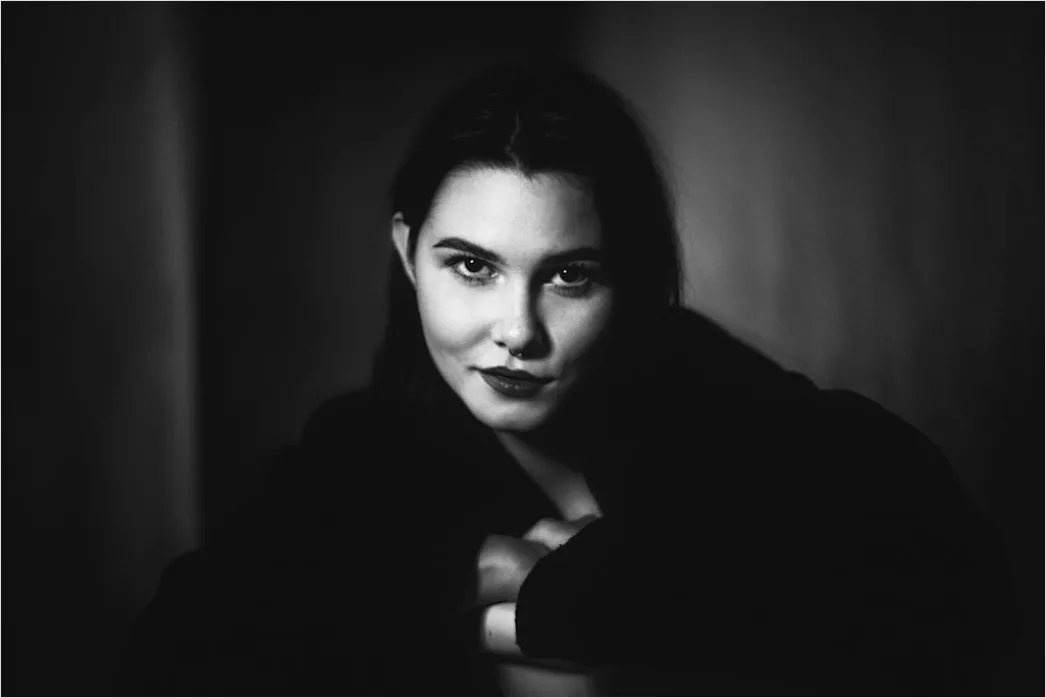 Detail Fine Art Portrait Woman Dramatic Studio Lighting Number 7