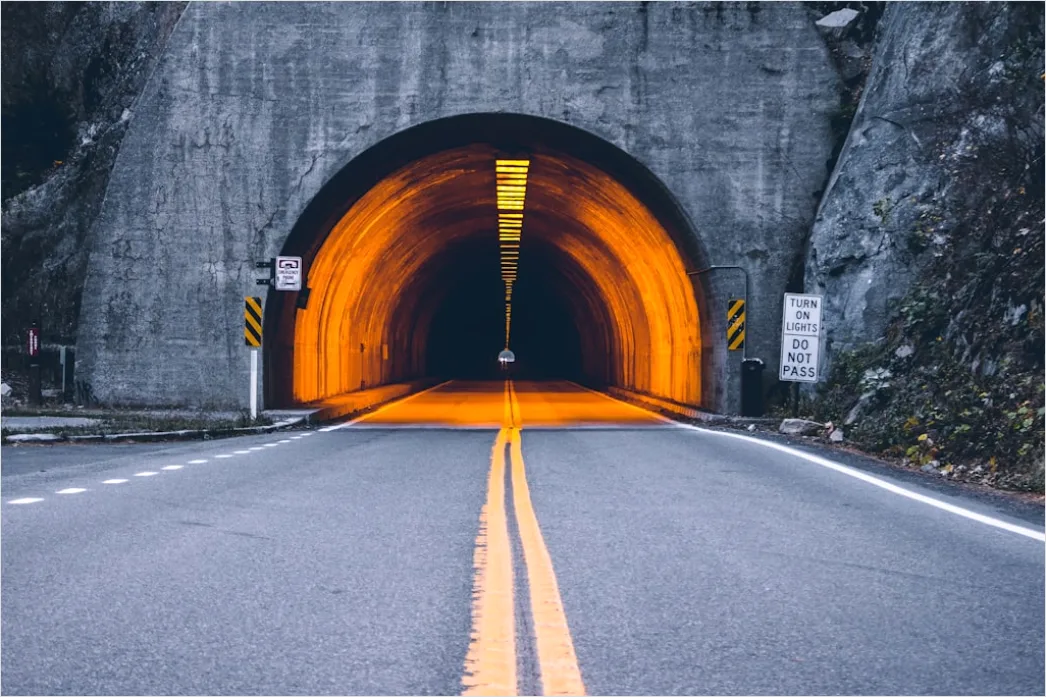 Highway Tunnel Entrance Perspective Leading Lines 9fc5