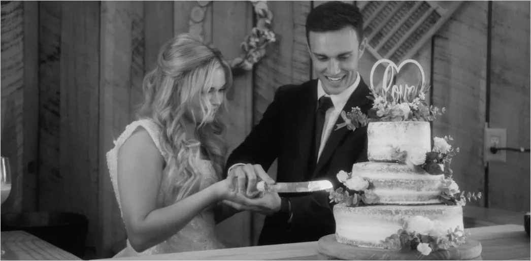 Detail Hochzeitstorte Anschneiden Brautpaar Moment Number 7