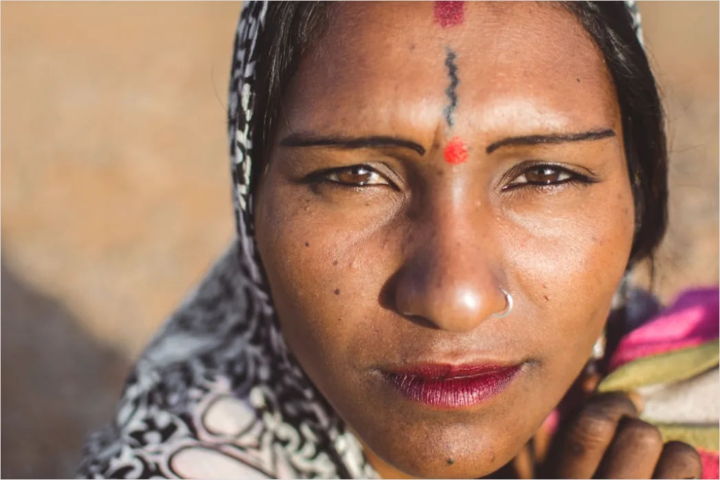 Indian Woman Portrait Traditional Sari Close Up 546a