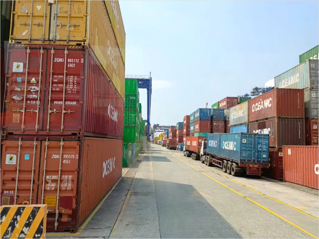 Detail Intermodal Transport Container Ship And Train Number 7