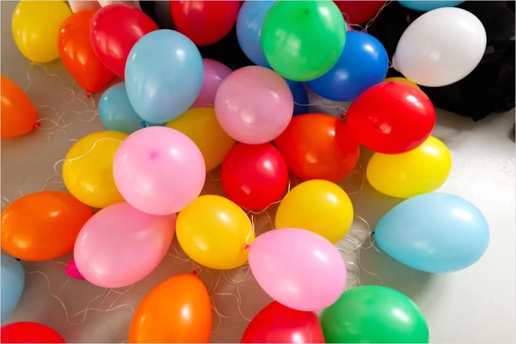 Detail Kindergeburtstag Dekoration Bunt Luftballons Tisch Number 15