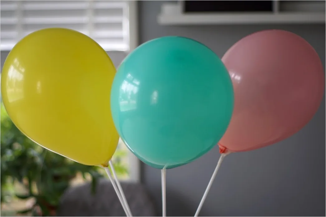 Detail Kindergeburtstag Dekoration Bunt Luftballons Tisch Number 16