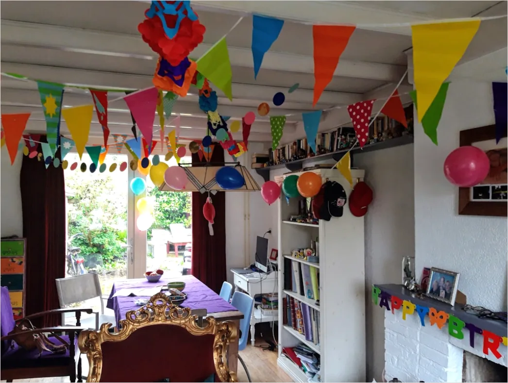 Detail Kindergeburtstag Dekoration Bunt Luftballons Tisch Number 8