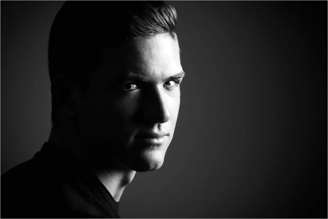 Detail Man Portrait Side Profile Dramatic Studio Lighting Number 16