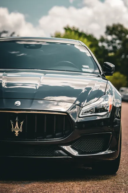 Detail Maserati Luxury Sedan Parked City Street Night Number 2