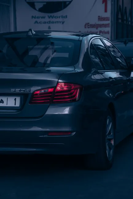 Detail Maserati Luxury Sedan Parked City Street Night Number 4