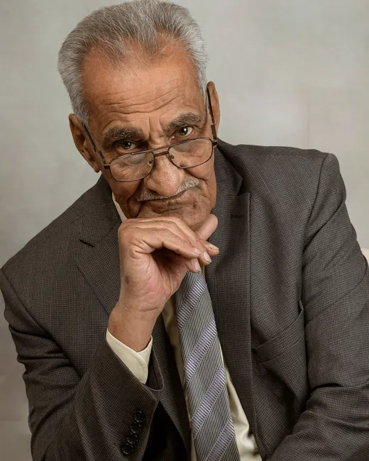 Detail Mature Man Portrait Distinguished Professional Look Number 6