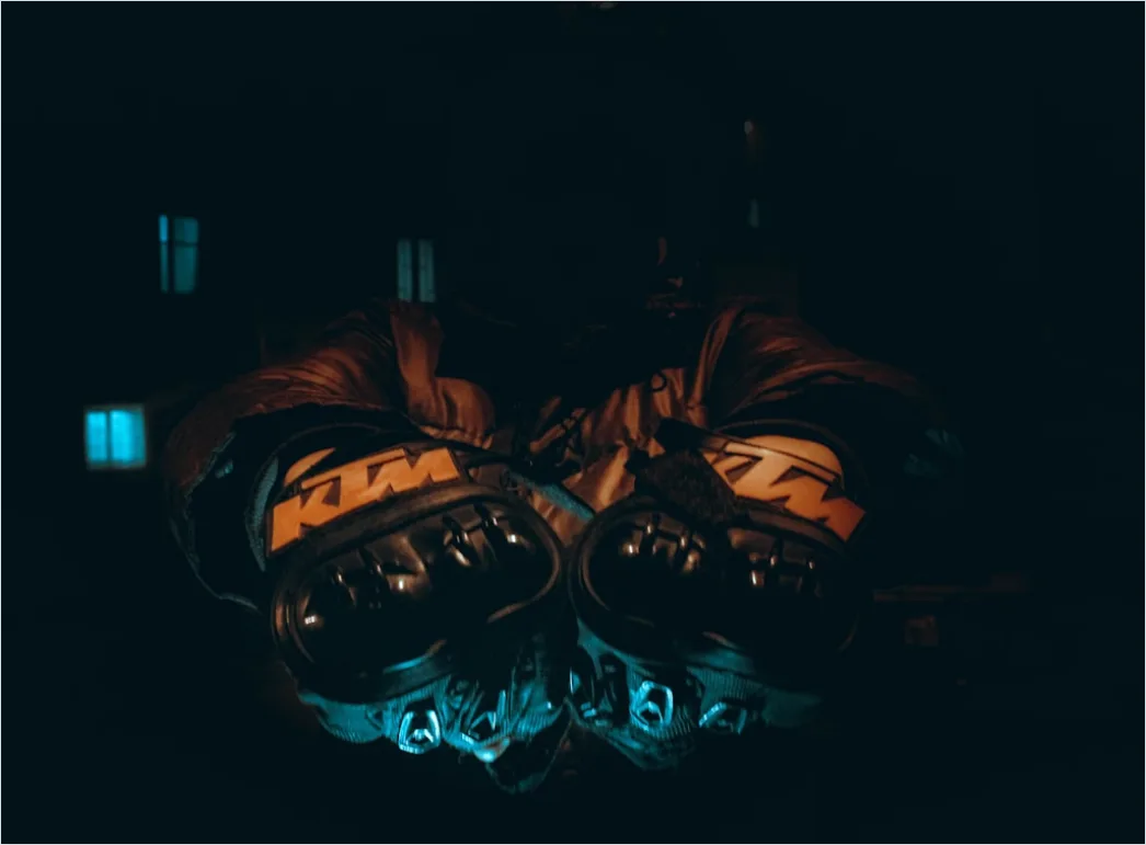 Detail Motorcycle Helmet And Gloves Flat Lay Detail Number 17