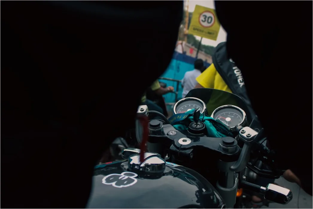 Detail Motorcycle Helmet And Gloves Flat Lay Detail Number 18
