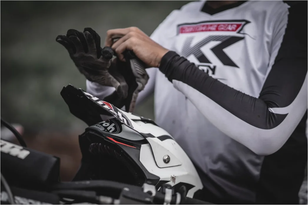 Detail Motorcycle Helmet And Gloves Flat Lay Detail Number 20