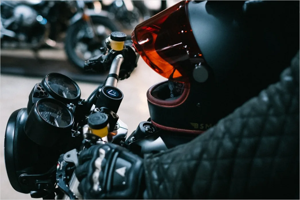 Detail Motorcycle Helmet And Gloves Flat Lay Detail Number 3