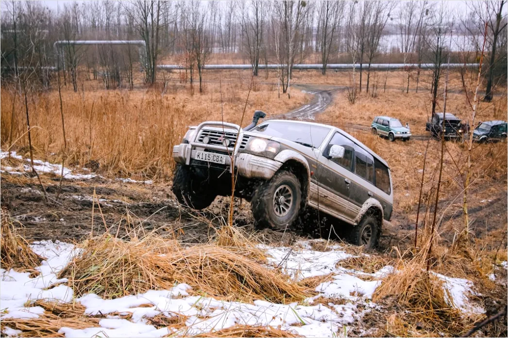 Detail Off Road Vehicle Winch Recovery Operation Number 14