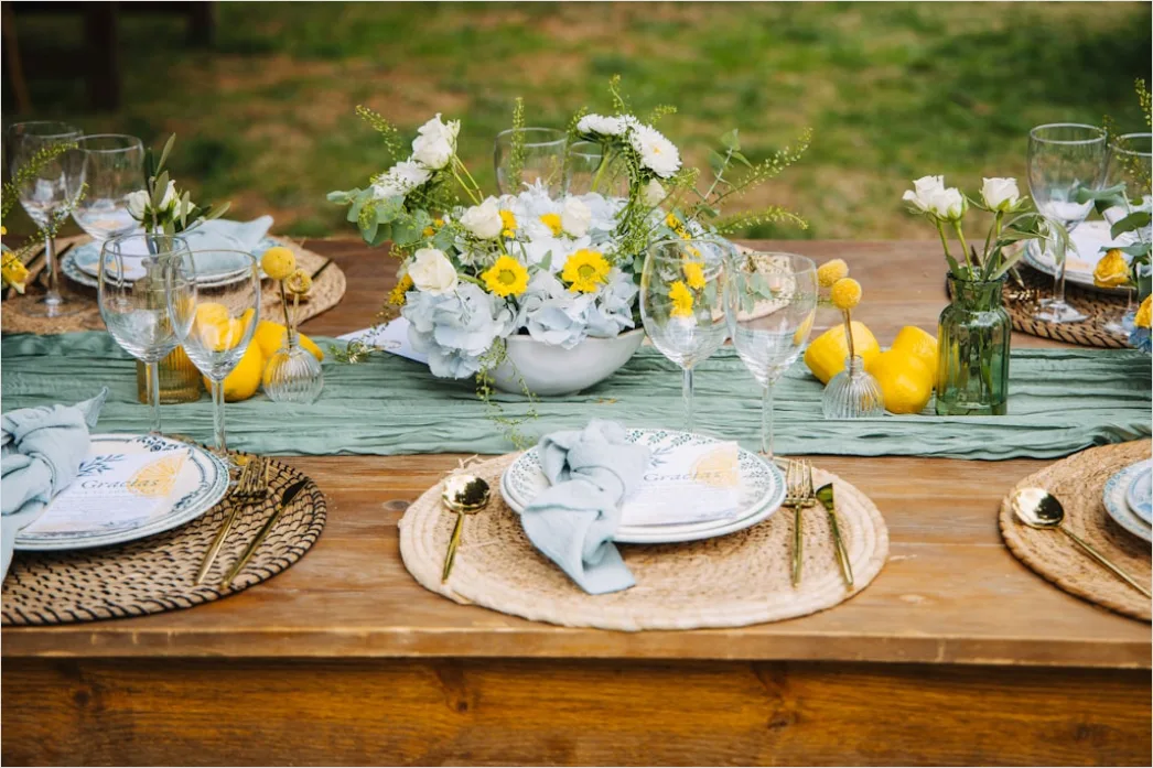 Detail Osterbrunch Tisch Gedeckt Elegant Frühling Number 17