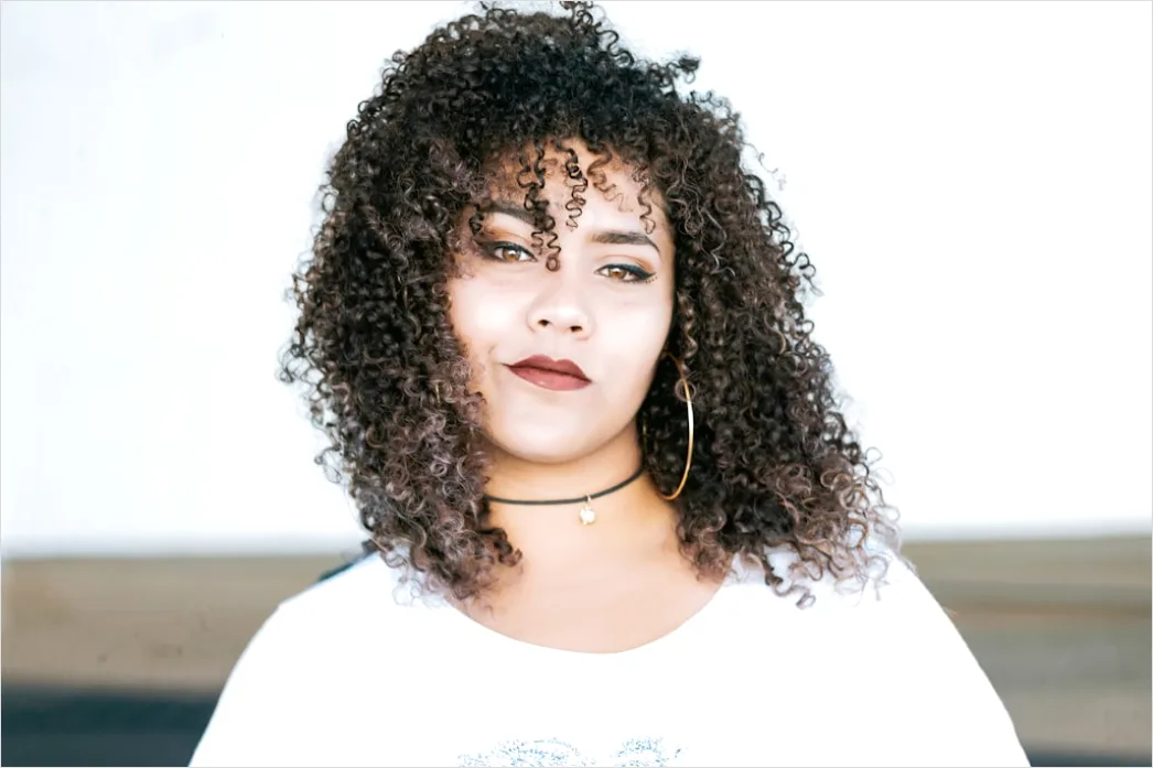 Plus Size Woman Portrait Confident Fashion Style B6a0