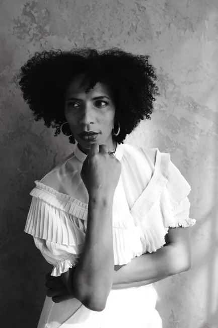 Detail Portrait Black Woman Confident Natural Light Studio Number 9