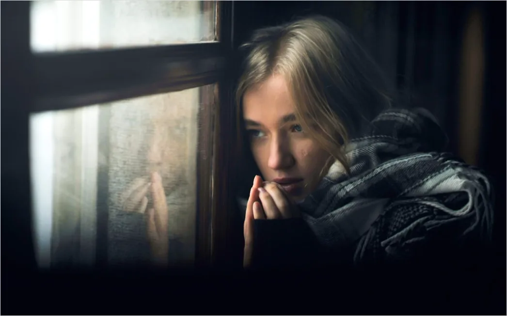 Detail Portrait Woman Nostalgic Thoughtful Expression Window Number 8