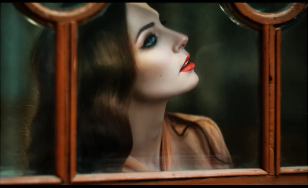 Detail Portrait Woman Nostalgic Thoughtful Expression Window Number 10