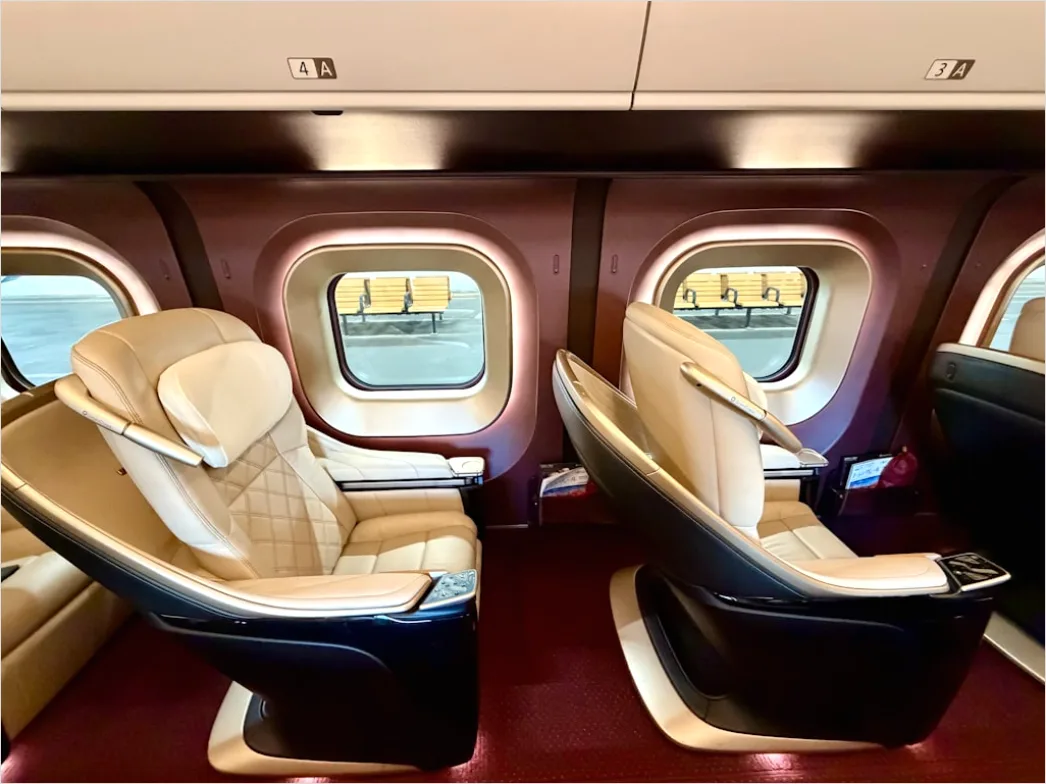 Detail Private Jet Interior Luxury Cabin Seating Number 20