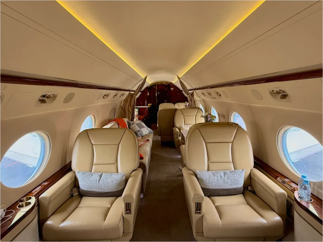 Detail Private Jet Interior Luxury Cabin Seating Number 4