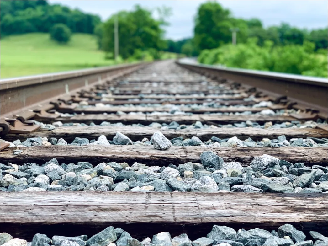 Railway Track Perspective Leading Lines Photo 7d5d