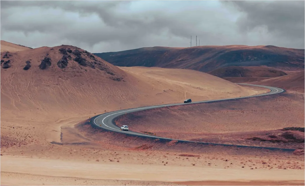 Detail Road Trip Car On Empty Highway Landscape Number 11