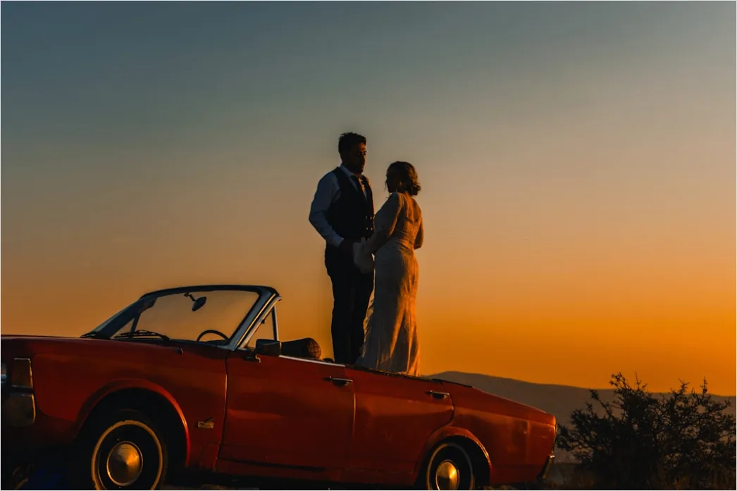 Detail Road Trip Couple Driving Convertible Sunset Number 12