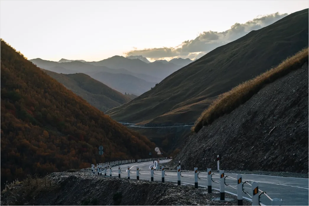 Scenic Mountain Pass Road Autumn Foliage F1ea