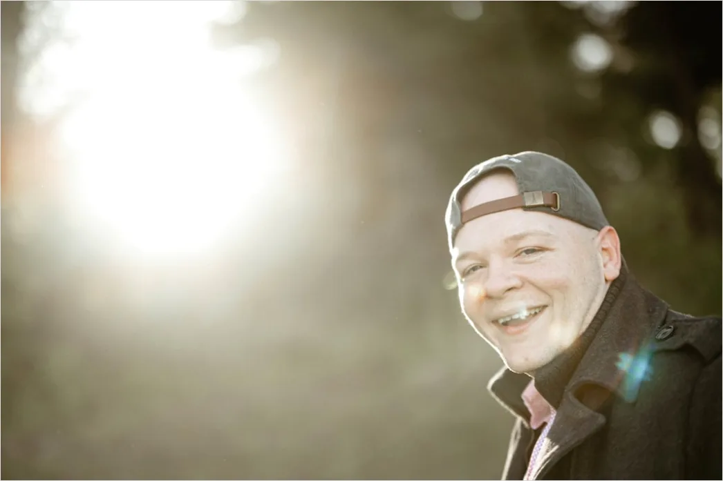 Detail Senior Portrait Candid Laughing Genuine Emotion Number 2