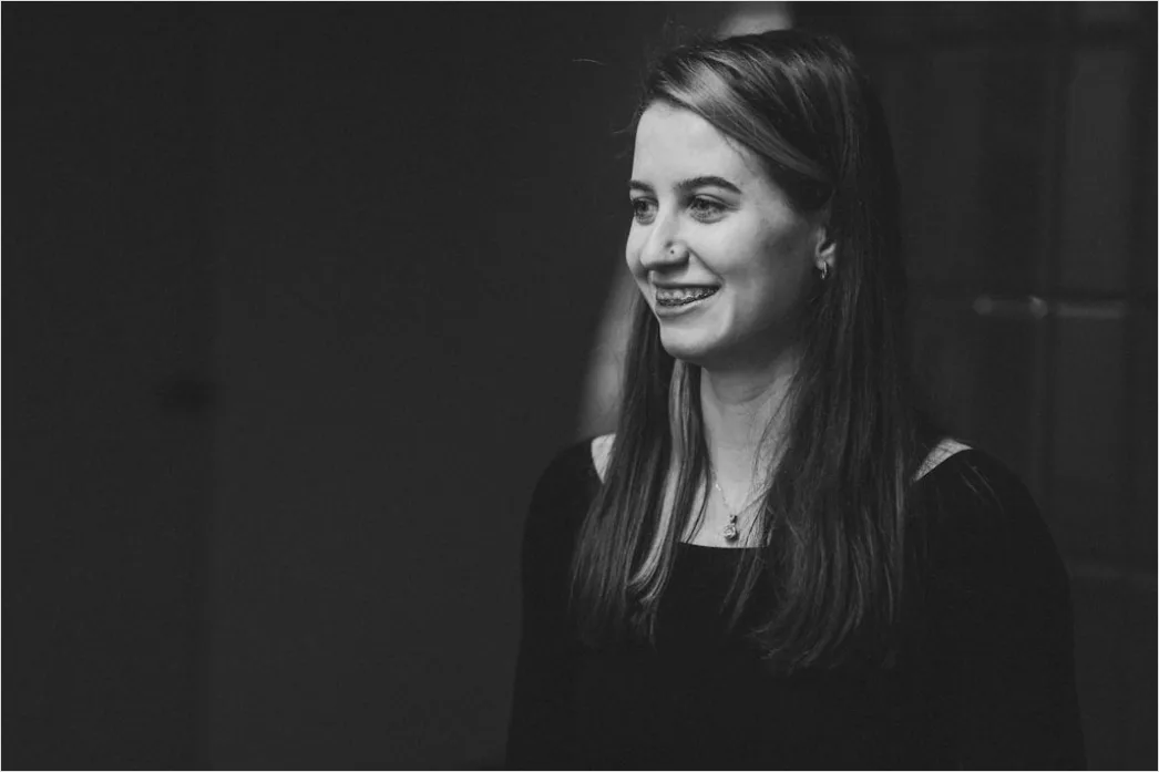 Detail Senior Portrait Candid Laughing Genuine Emotion Number 11