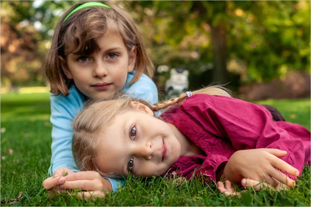 Detail Siblings Portrait Playing Together Outdoor Candid Number 5