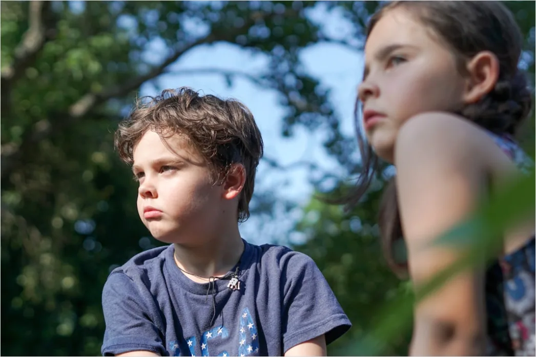 Detail Siblings Portrait Playing Together Outdoor Candid Number 7