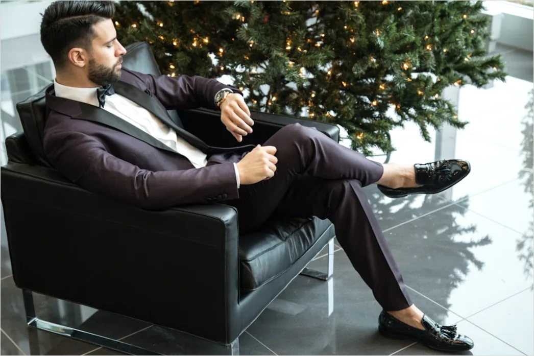 Detail Silvester Party Outfit Elegant Gäste Feiern Number 12