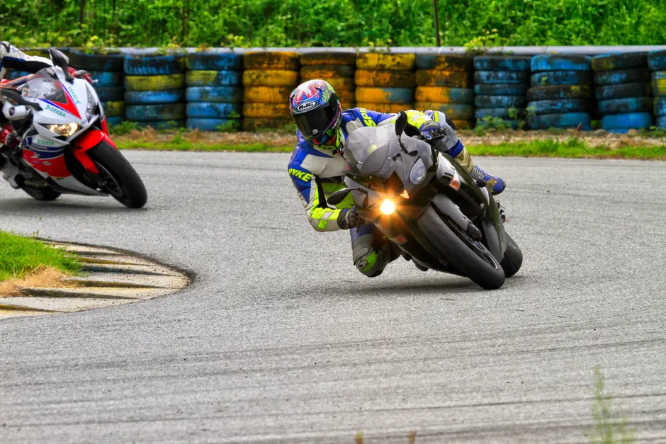 Sport Motorcycle Leaning Corner Track Action Cd9e