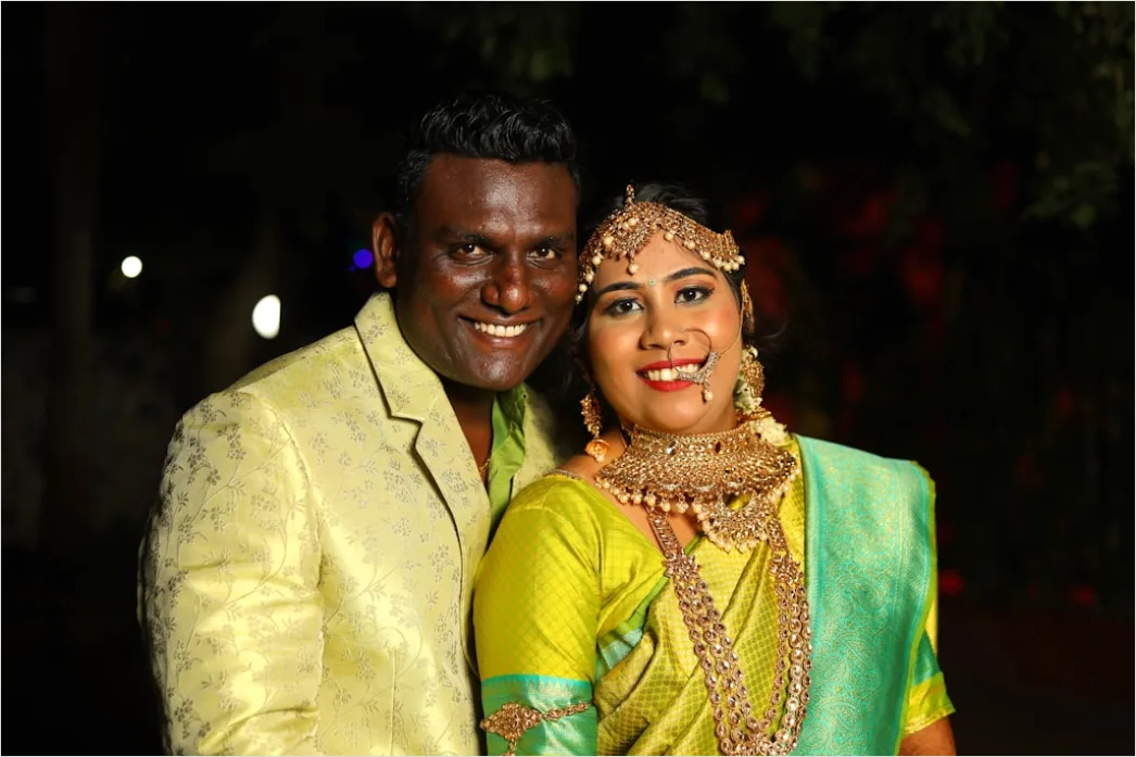 Detail Traditional Wedding Attire Portrait Couple Close Up Number 13