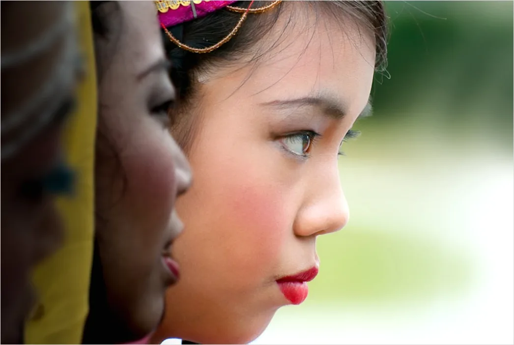 Detail Traditional Wedding Attire Portrait Couple Close Up Number 15